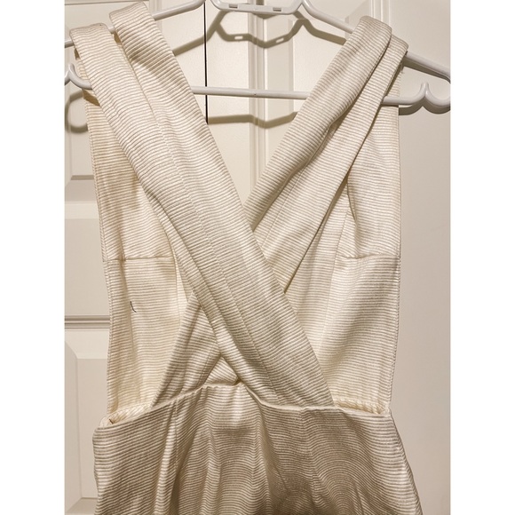 Nasty Gal White Plunge Dress - Picture 5 of 5